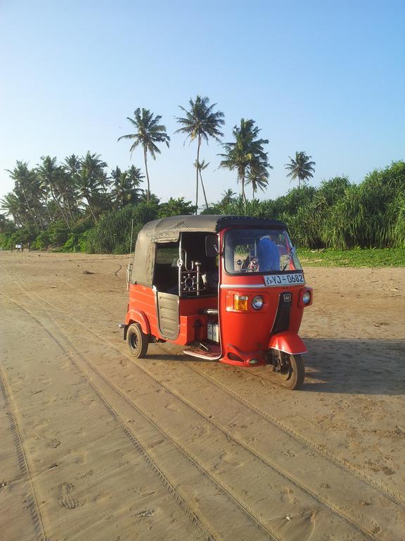 Bay Reach Home Stay Weligama Exterior foto