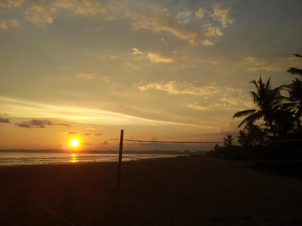 Bay Reach Home Stay Weligama Exterior foto